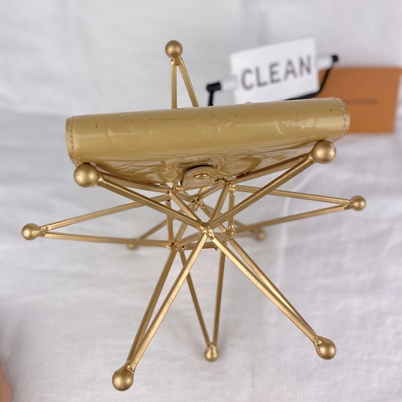 Louis Vuitton French Purse - Picture 13 of 16